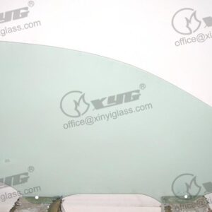 RH FRONT DOOR GLASS GREEN